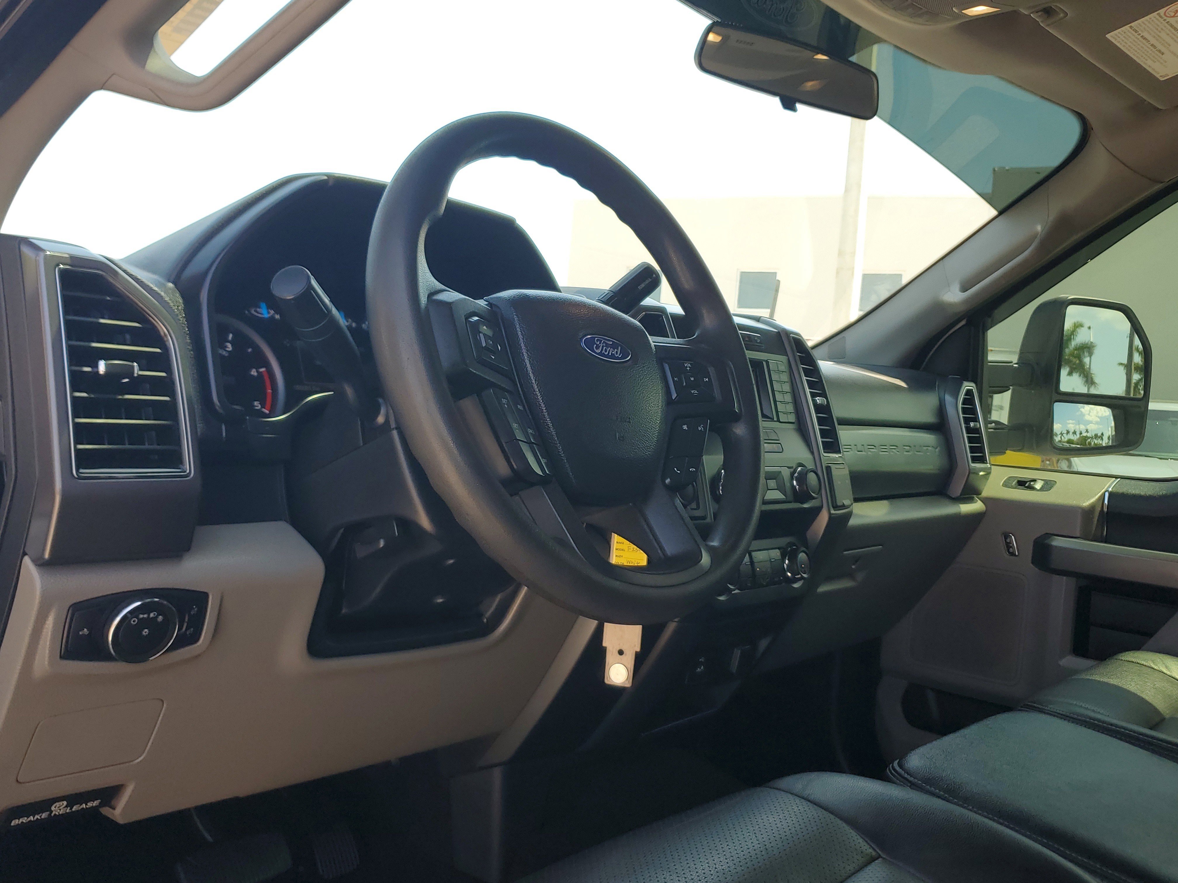 Used 2019 Ford F250 XLT w/ FX4 Off-Road Package AWD/4WD image 13