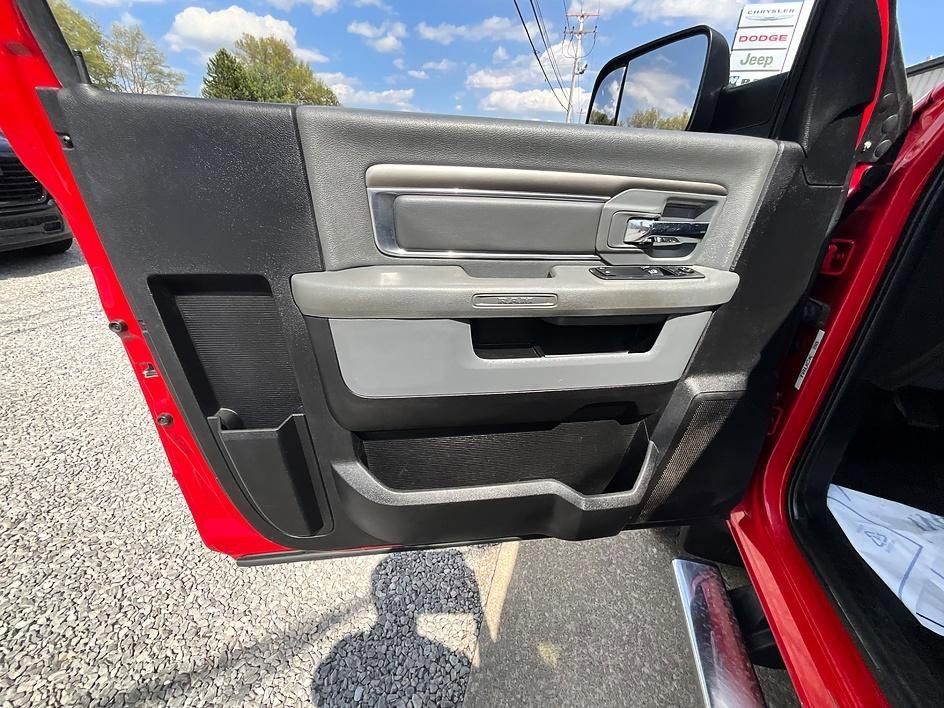 Used 2018 RAM 3500 Tradesman w/ Power & Remote Entry Group AWD/4WD image 11