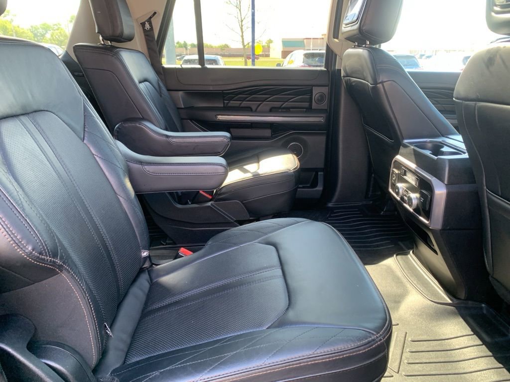 Used 2021 Ford Expedition Max Platinum AWD/4WD image 19