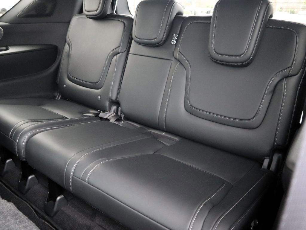 New 2026 Nissan Armada PRO-4X AWD/4WD image 10