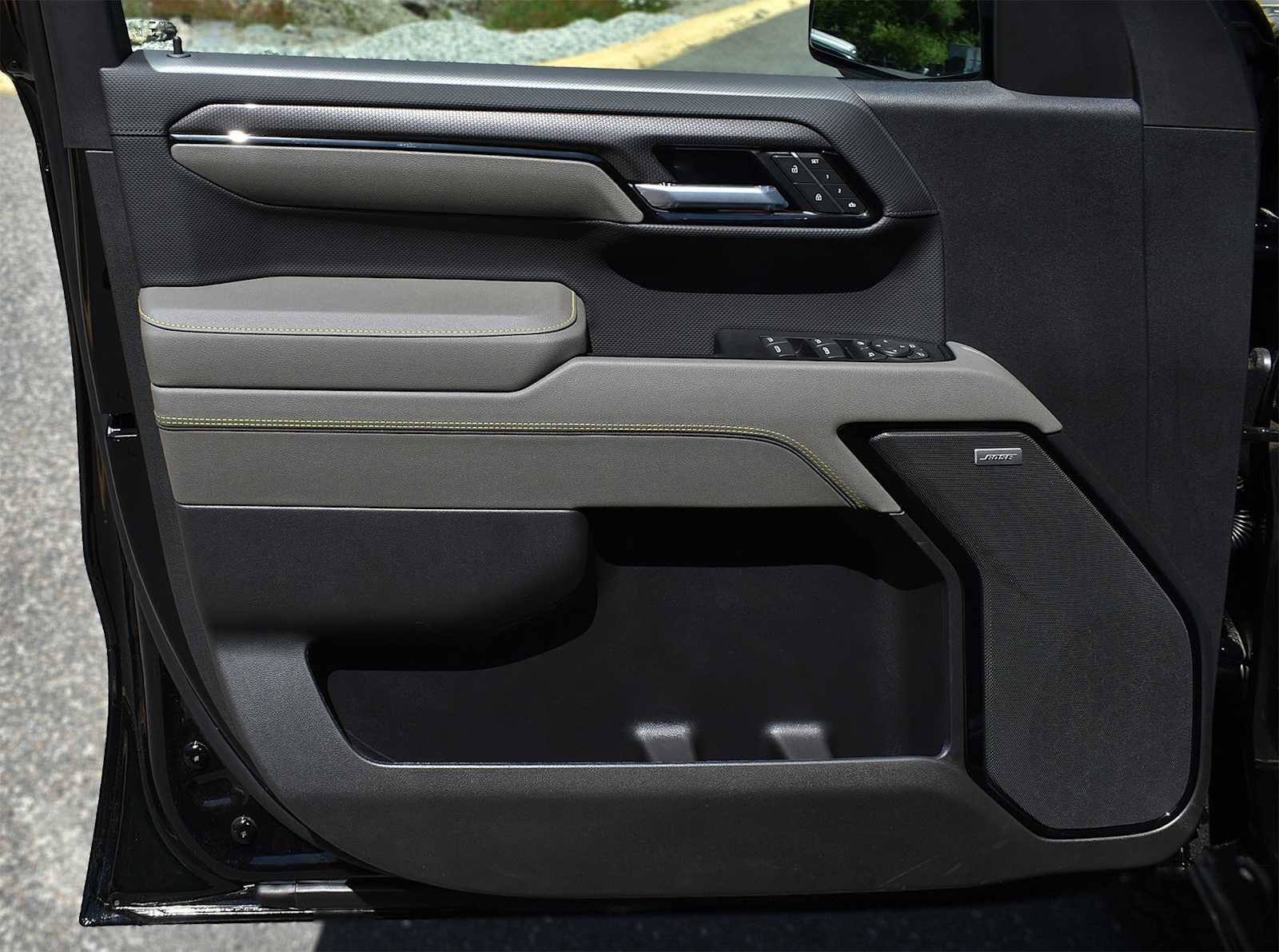 New 2026 Chevrolet Silverado 1500 ZR2 w/ LPO, Dark Essentials Package AWD/4WD image 25