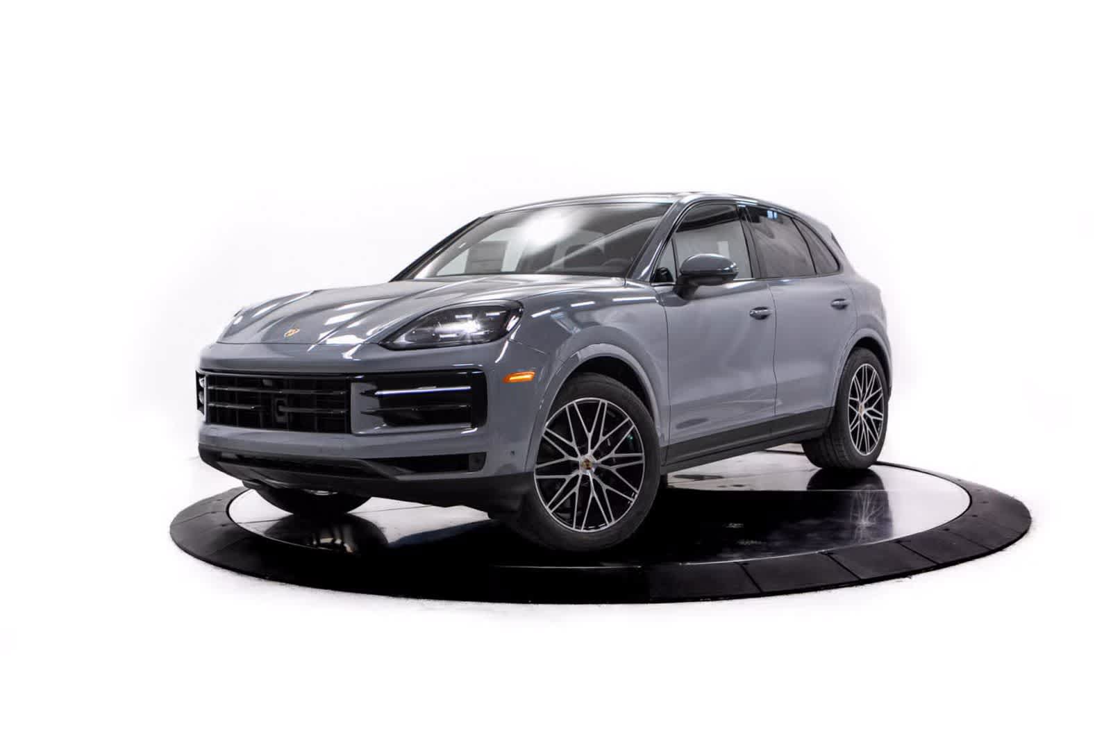 Certified 2026 Porsche Cayenne AWD/4WD image 1