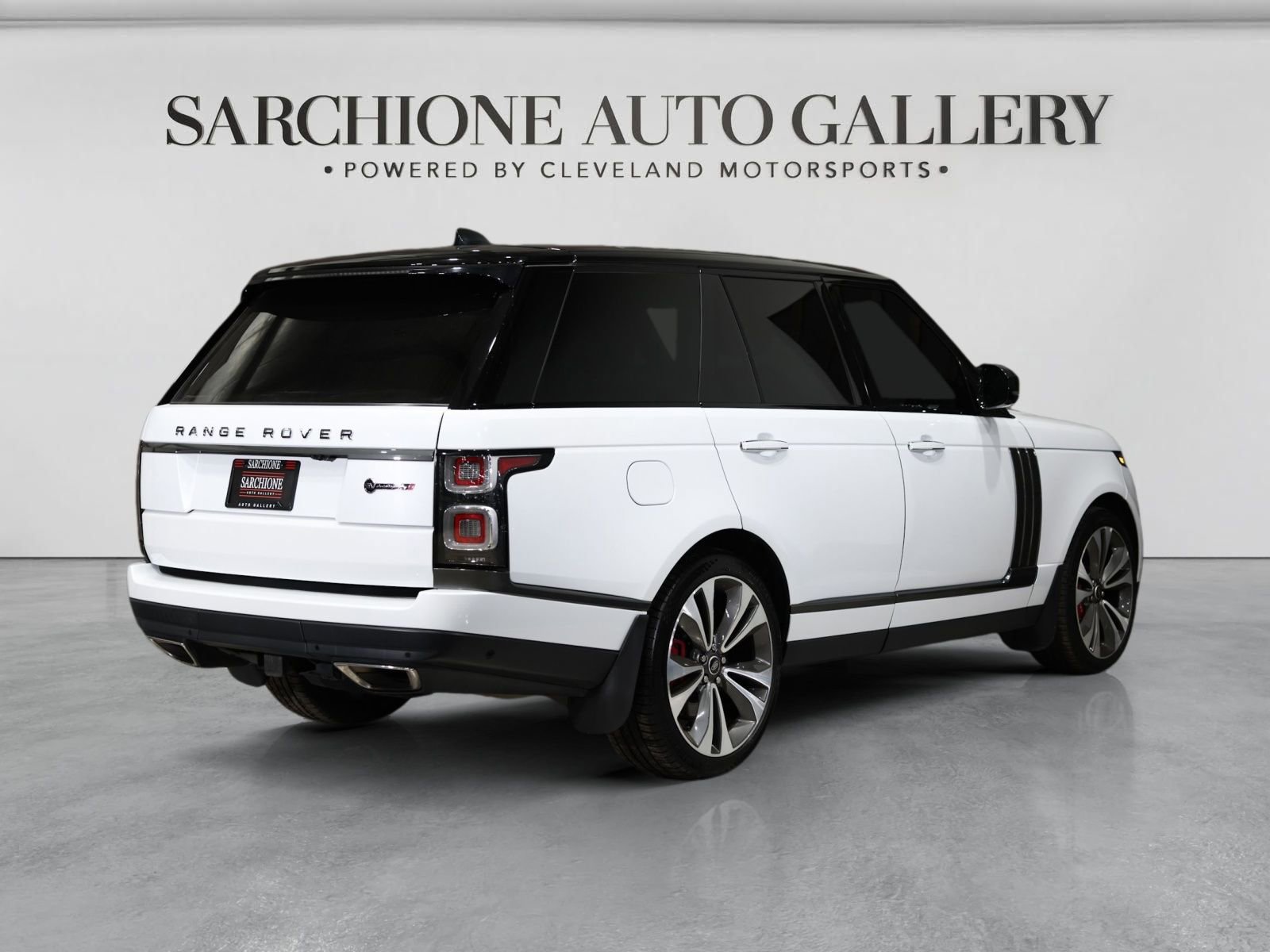Used 2021 Land Rover Range Rover SV Autobiography Dynamic image 2