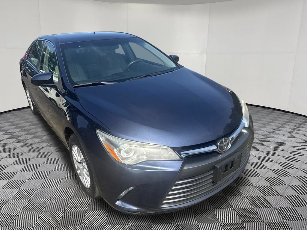 Used 2017 Toyota Camry LE FWD image 7