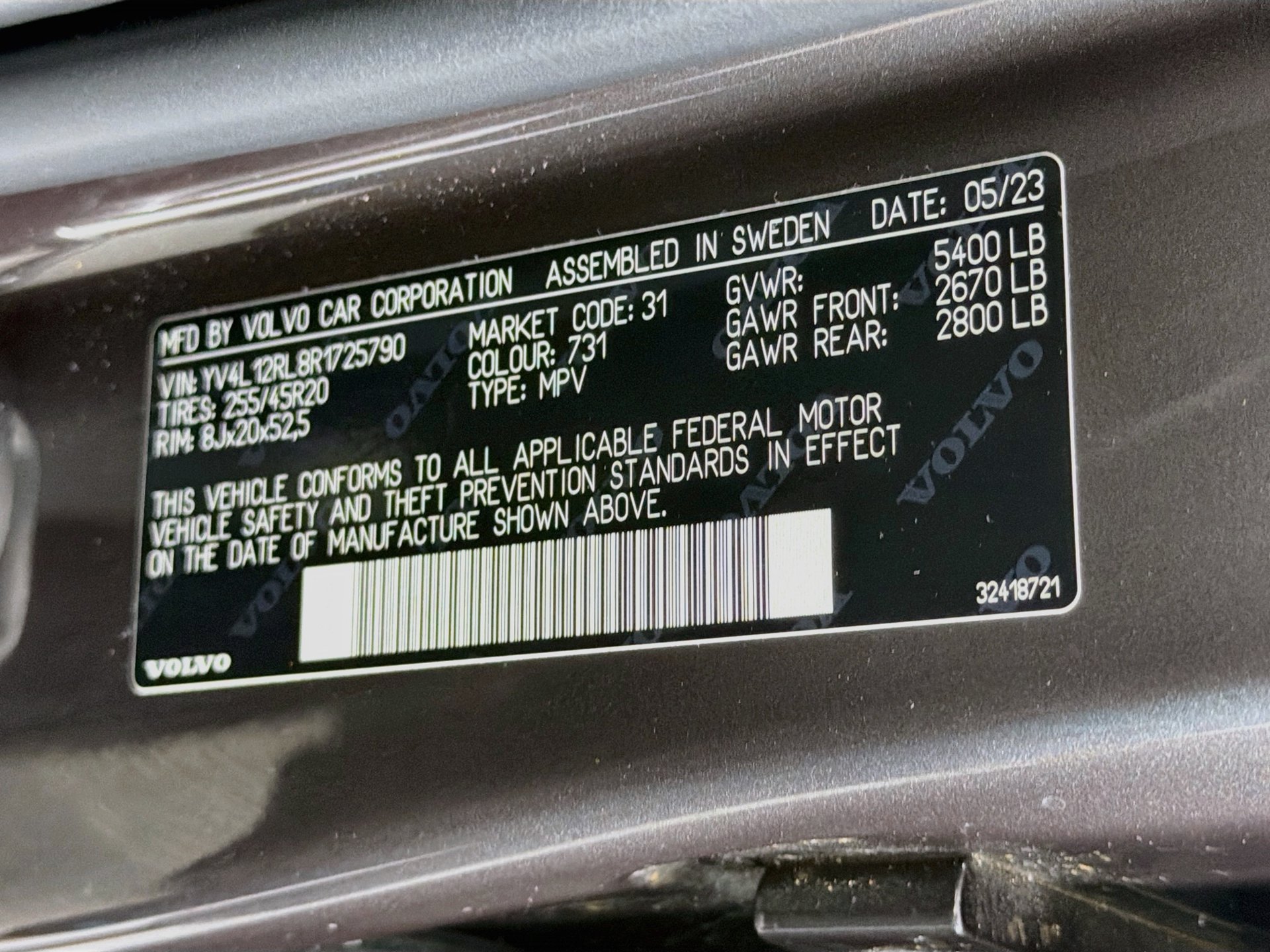 Certified 2024 Volvo XC60 B5 Plus w/ Protection Package Premier AWD/4WD image 33