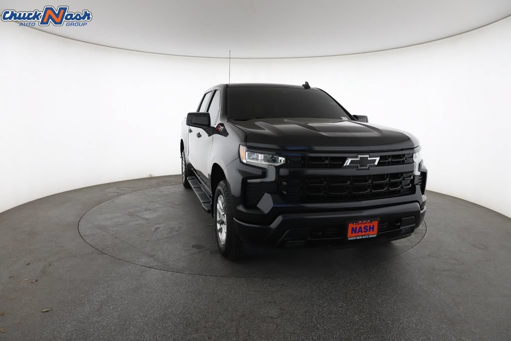 Used 2024 Chevrolet Silverado 1500 RST w/ Convenience Package II AWD/4WD image 3