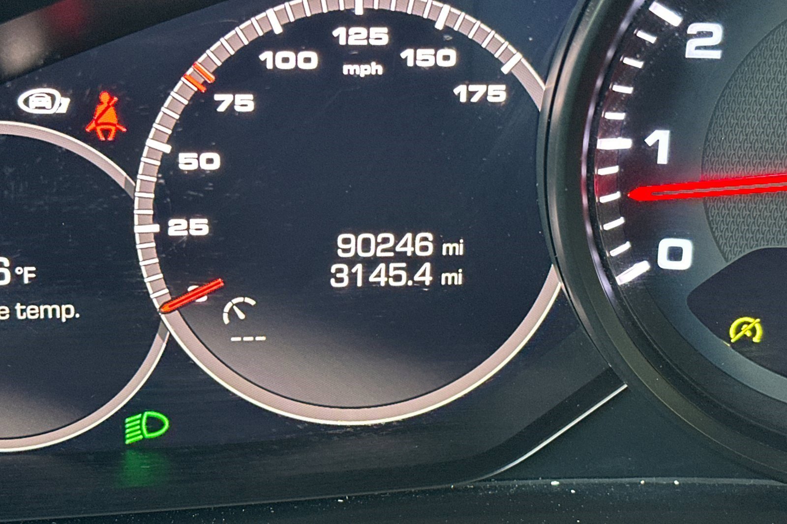 Used 2019 Porsche Cayenne AWD/4WD image 35