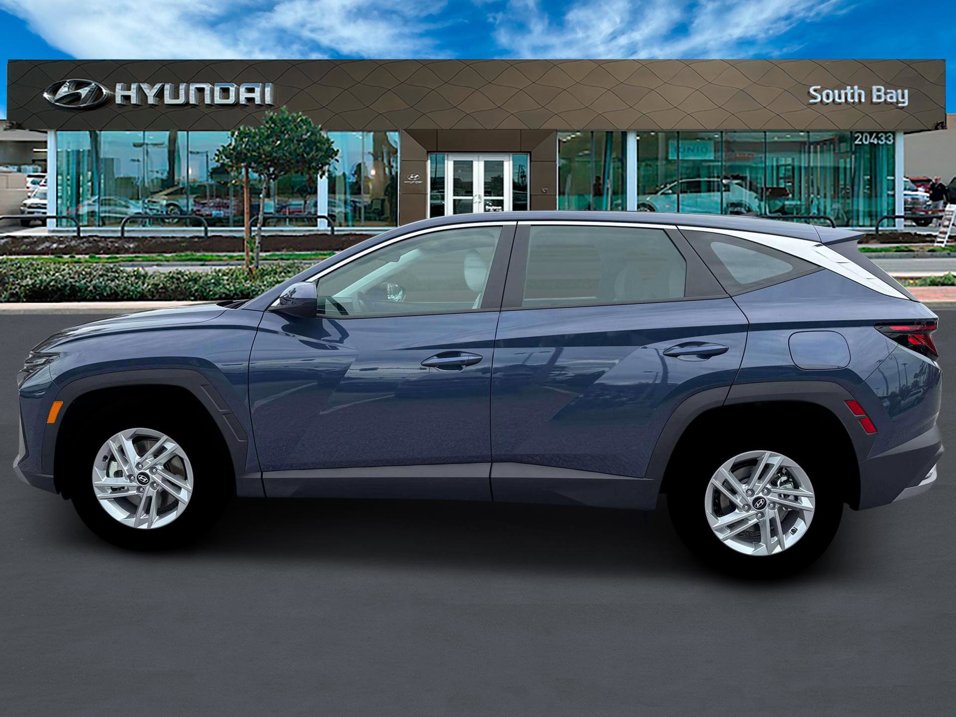 New 2026 Hyundai Tucson SE image 3