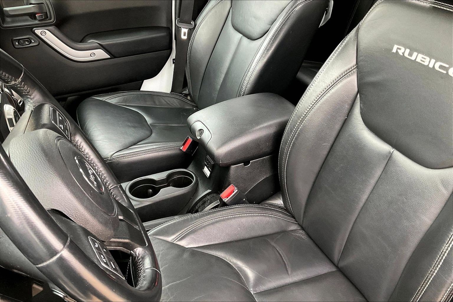 Used 2018 Jeep Wrangler Unlimited Rubicon w/ Cold Weather Group image 15