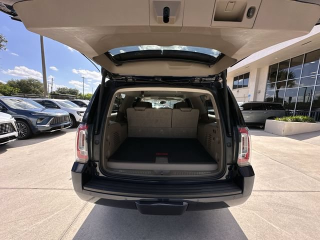 Certified 2020 GMC Yukon XL SLT w/ HD Trailering Package RWD image 33