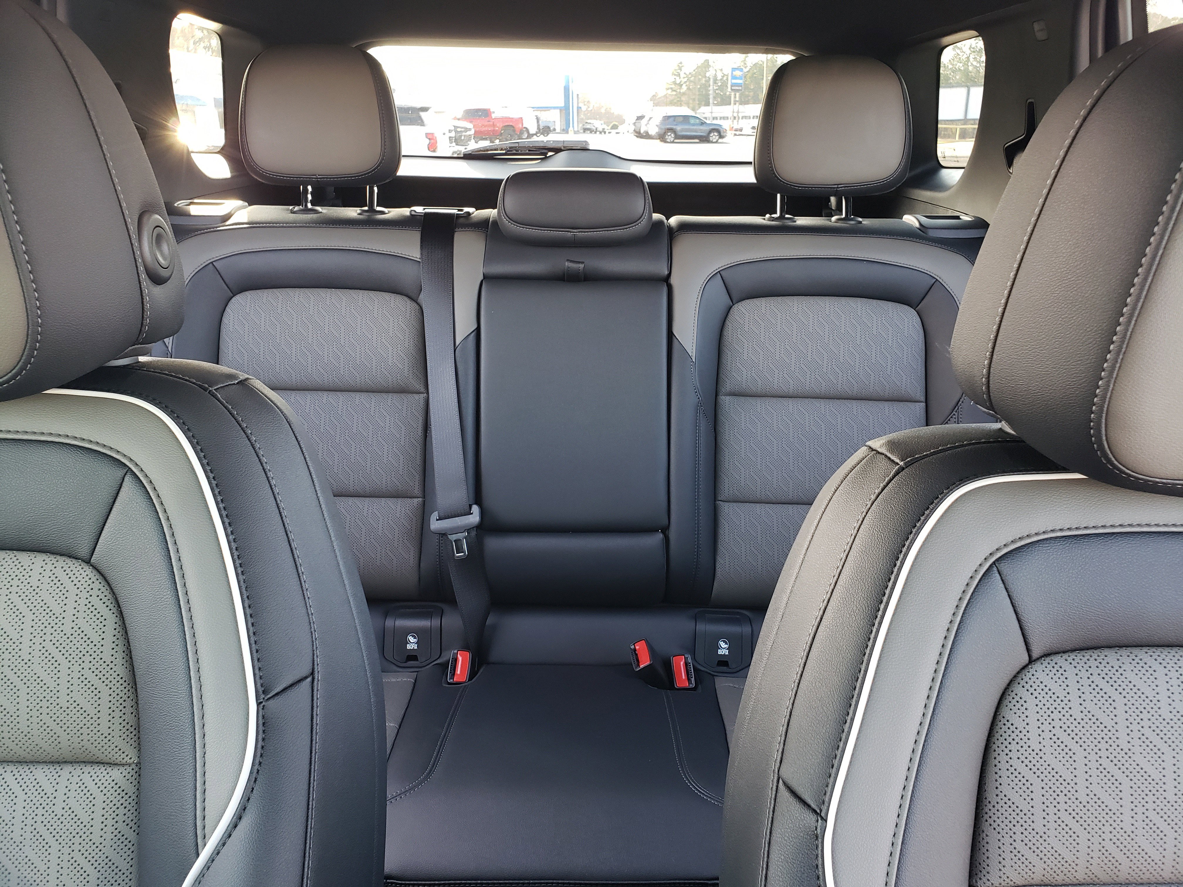 New 2026 Chevrolet Equinox LT w/ Convenience Package II image 33