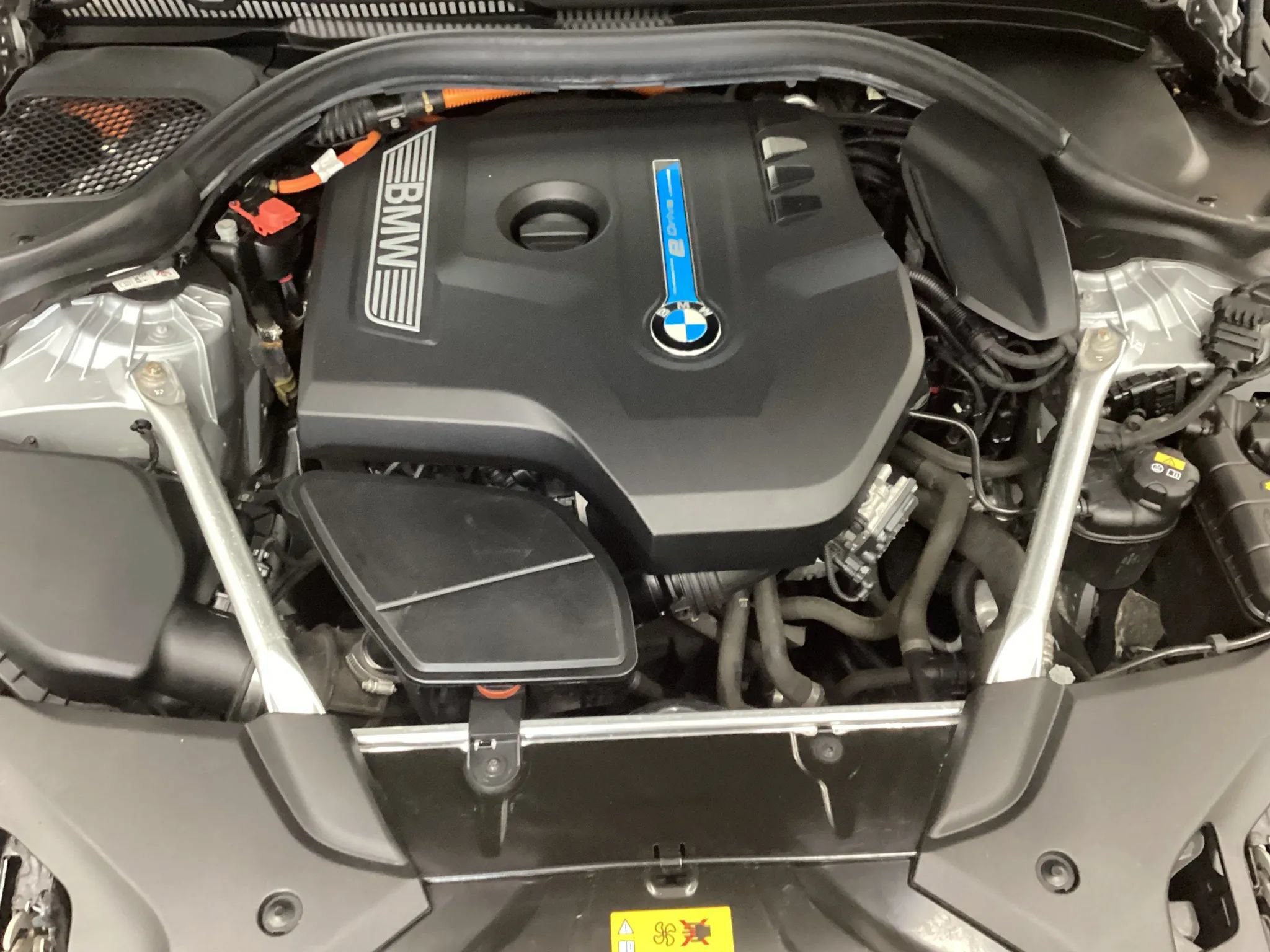 Used 2018 BMW 530e xDrive w/ Premium Package 2 AWD/4WD image 22