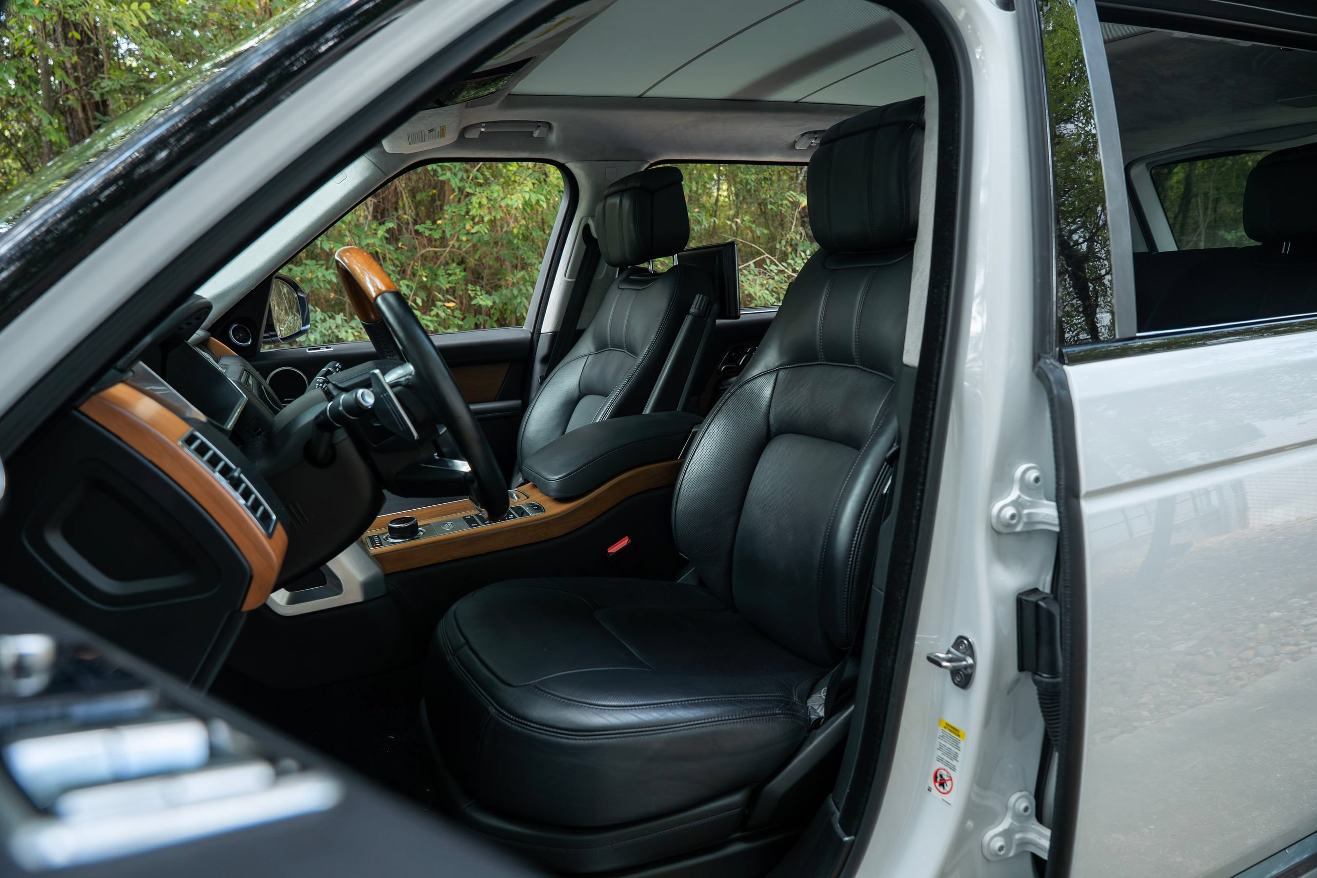 Used 2021 Land Rover Range Rover Long Wheelbase Autobiography AWD/4WD image 8