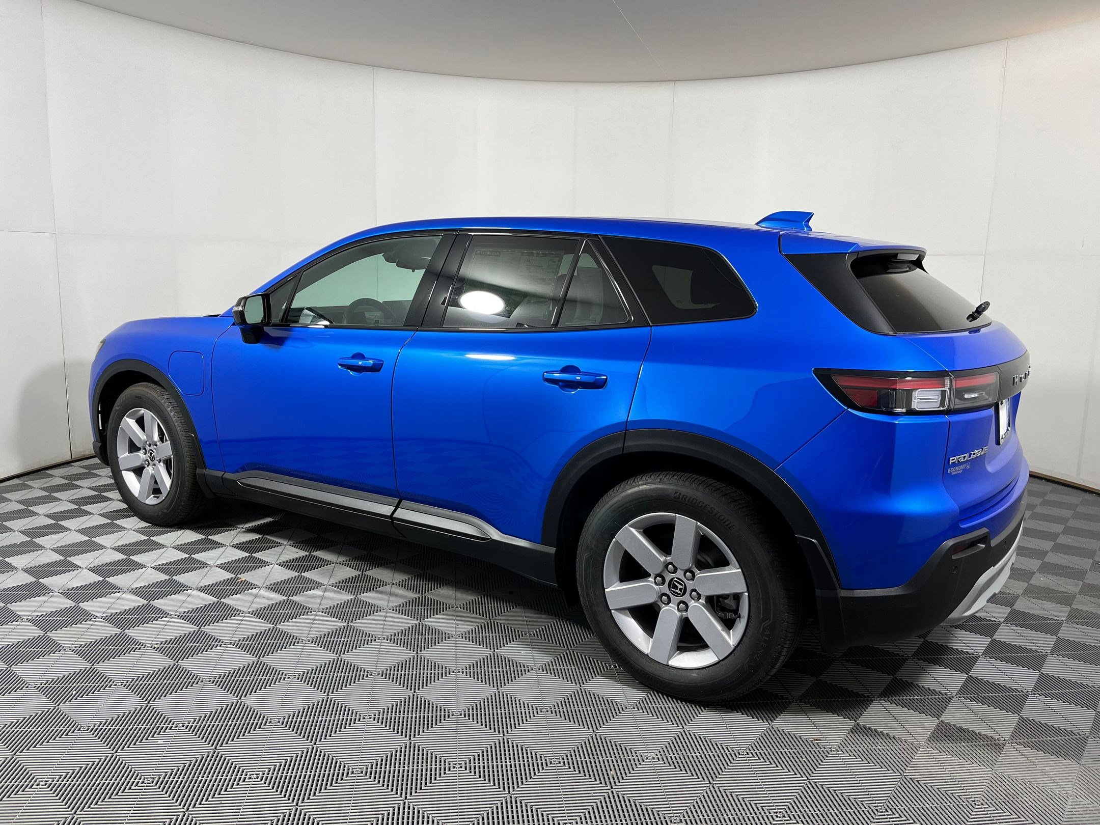 New 2025 Honda Prologue Eco image 2