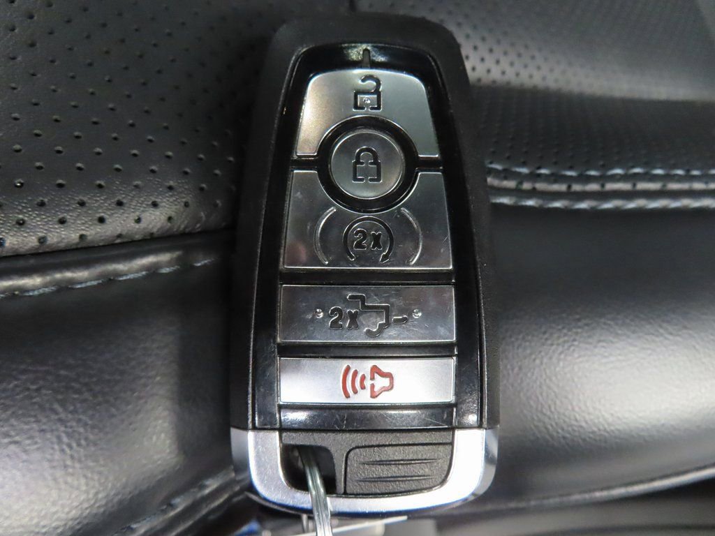 Used 2025 Ford F250 4x4 Crew Cab Super Duty image 78