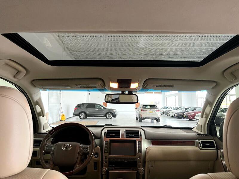 Used 2013 Lexus GX 460 Premium image 22