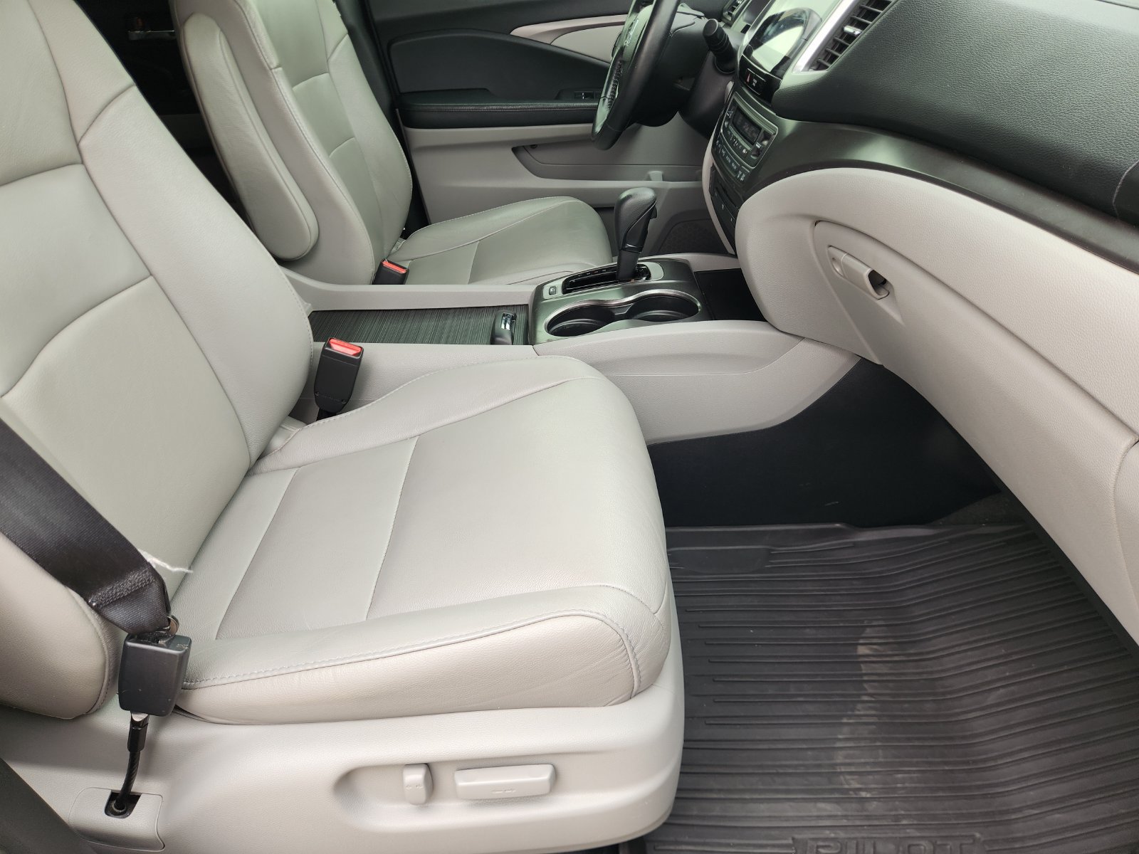 Used 2017 Honda Pilot EX-L image 17