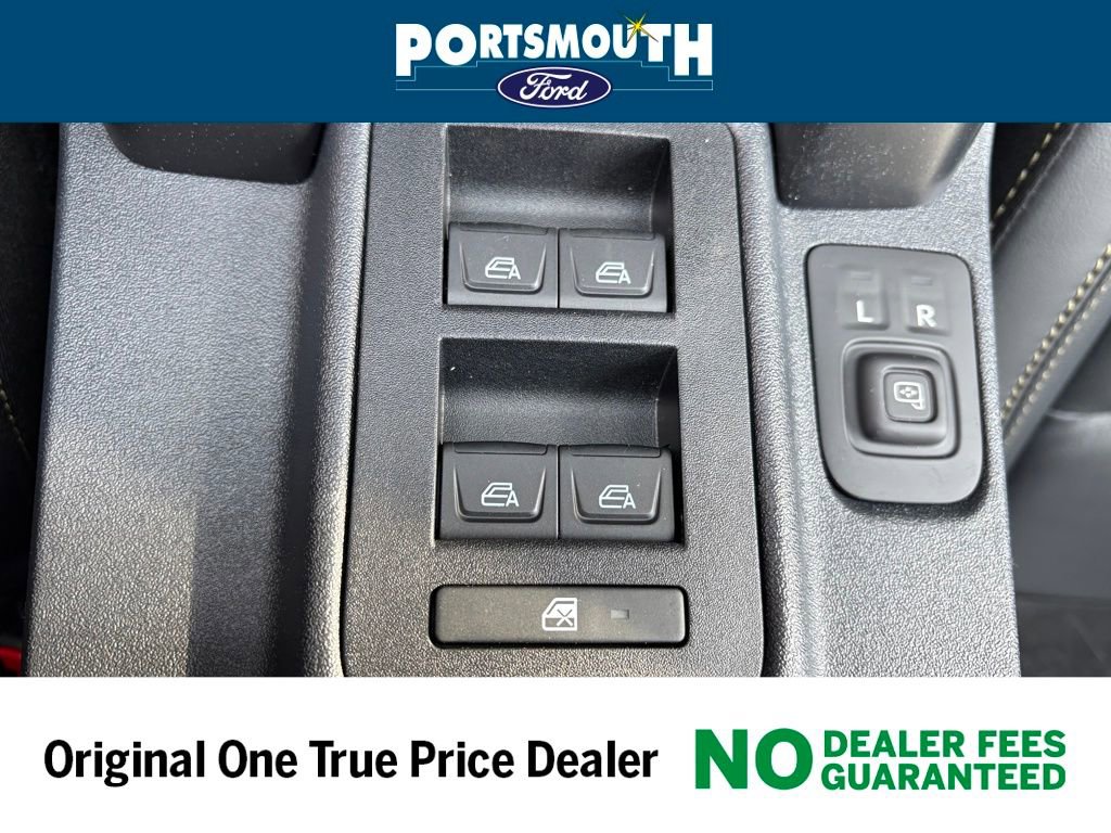 New 2025 Ford Bronco Badlands image 24