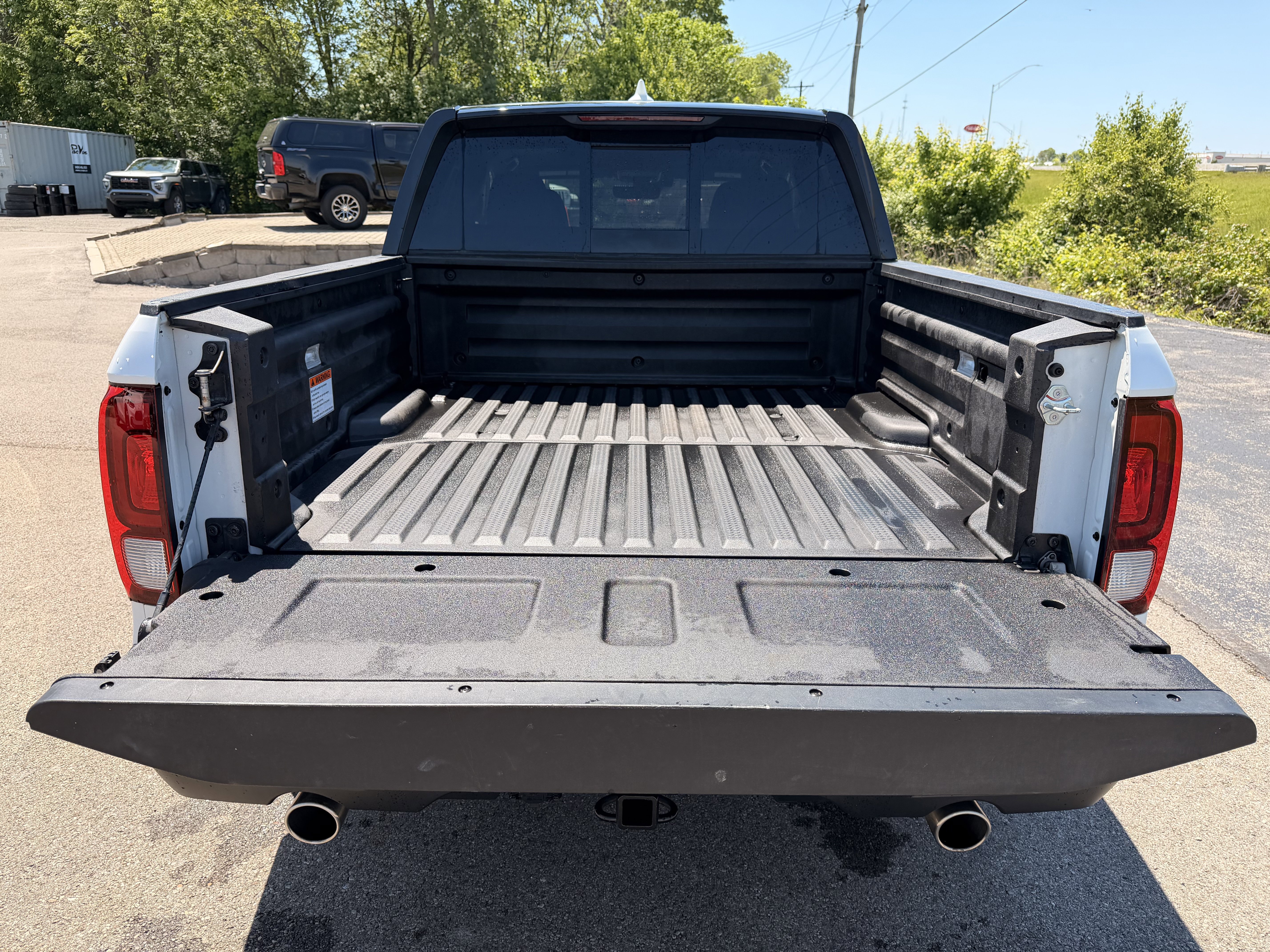 Used 2023 Honda Ridgeline Black Edition image 13