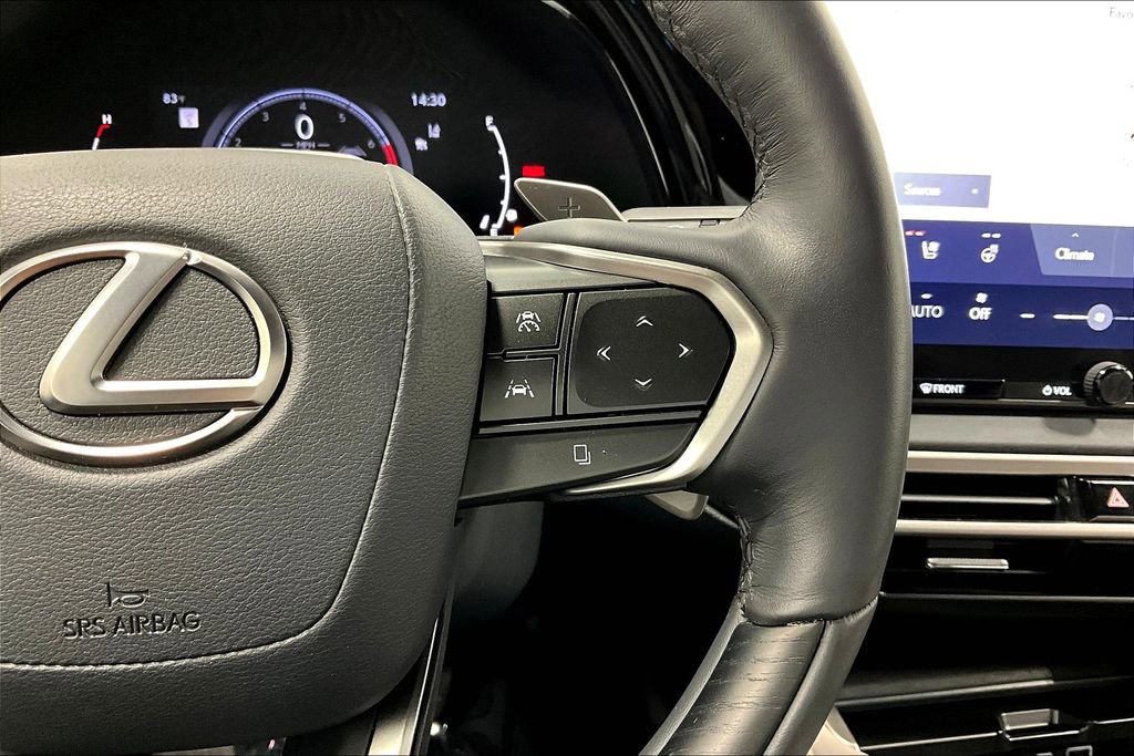 Used 2024 Lexus RX 350 Premium Plus w/ Convenience Package image 25
