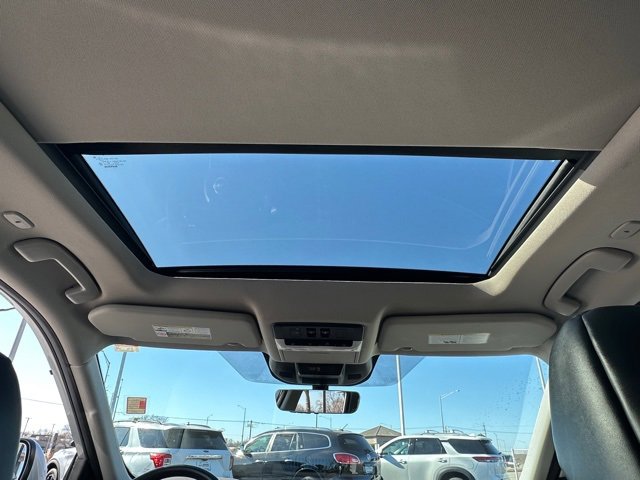 Certified 2023 Nissan Rogue SV w/ SV Premium Package image 30