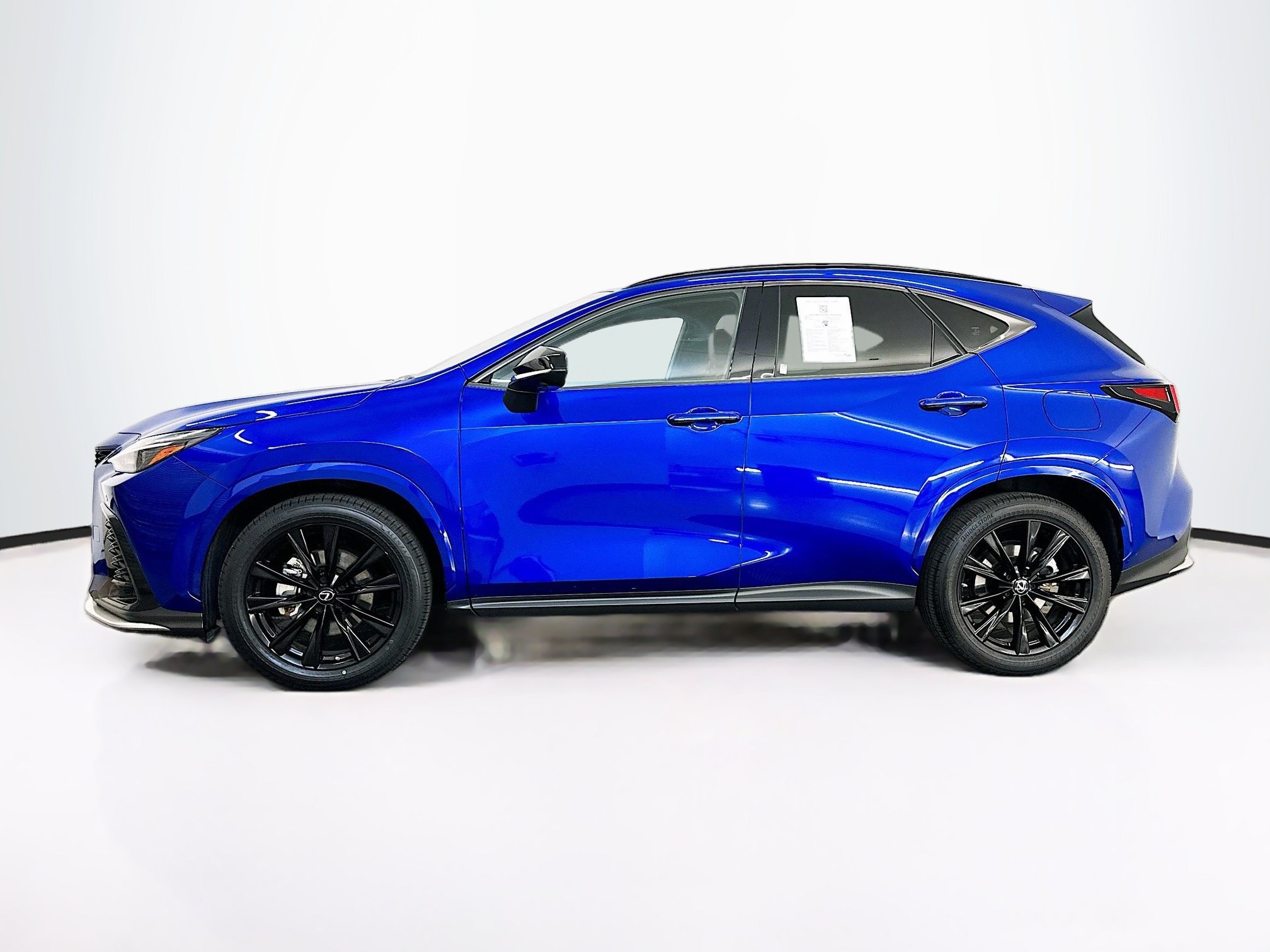 Used 2022 Lexus NX 450h+ F Sport w/ Vision Package AWD/4WD image 4