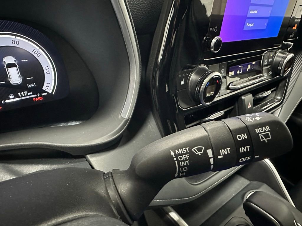 Used 2025 Toyota Highlander XSE AWD/4WD image 22