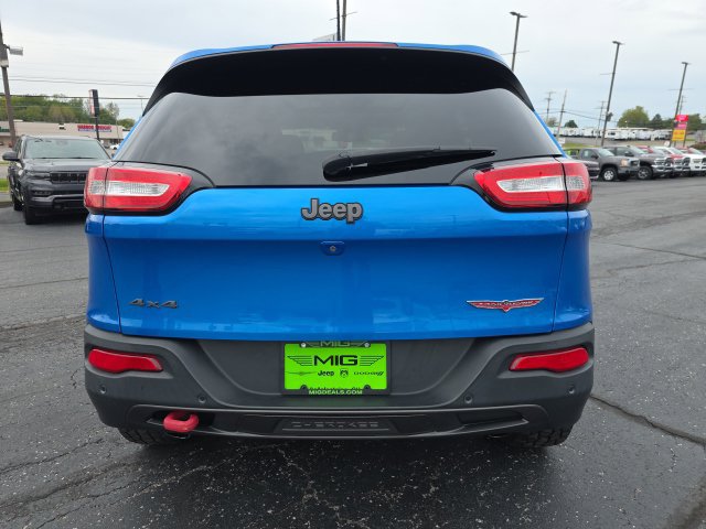 Used 2018 Jeep Cherokee Trailhawk w/ Comfort/Convenience Group AWD/4WD image 5