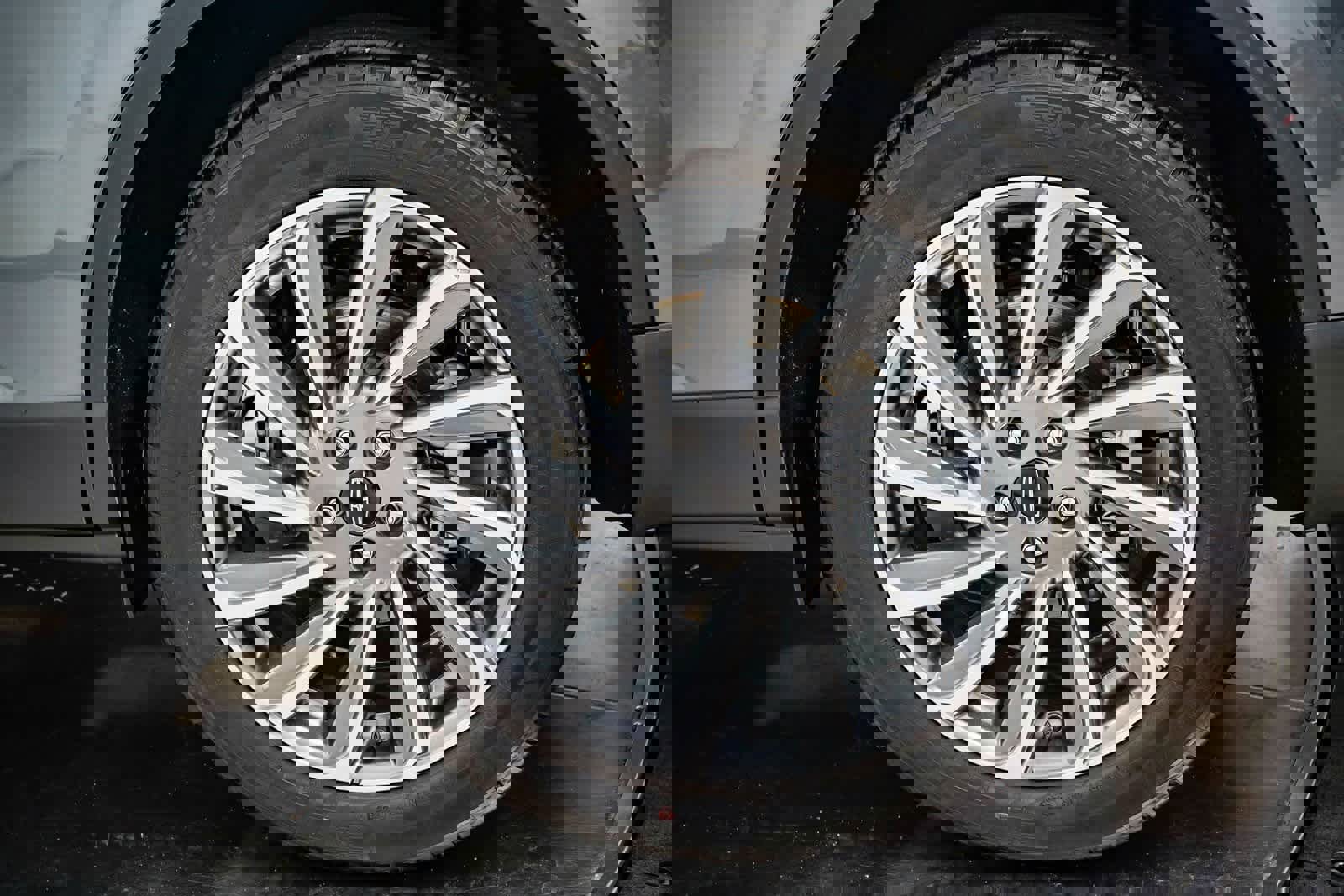 Used 2023 Lincoln Corsair Reserve image 10