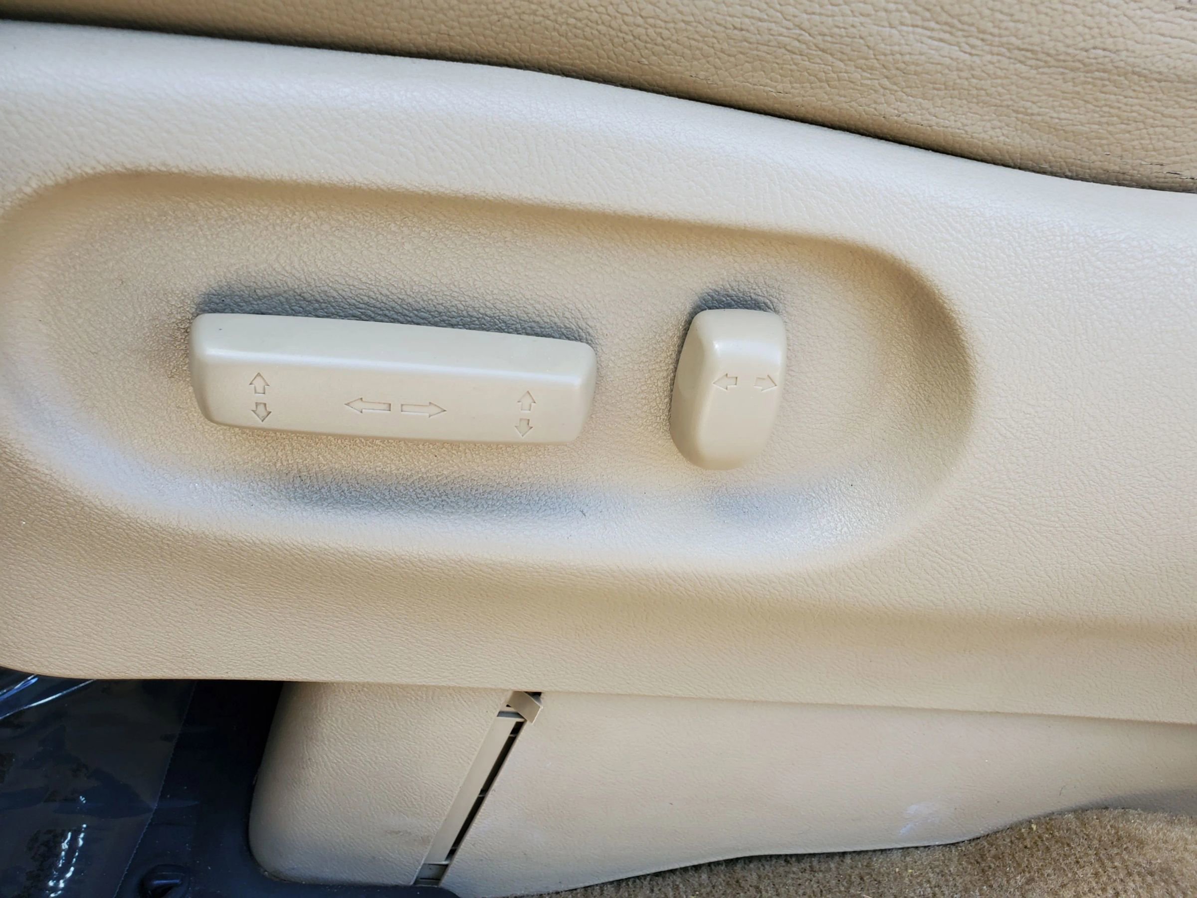 Used 2010 Honda Odyssey EX-L image 35