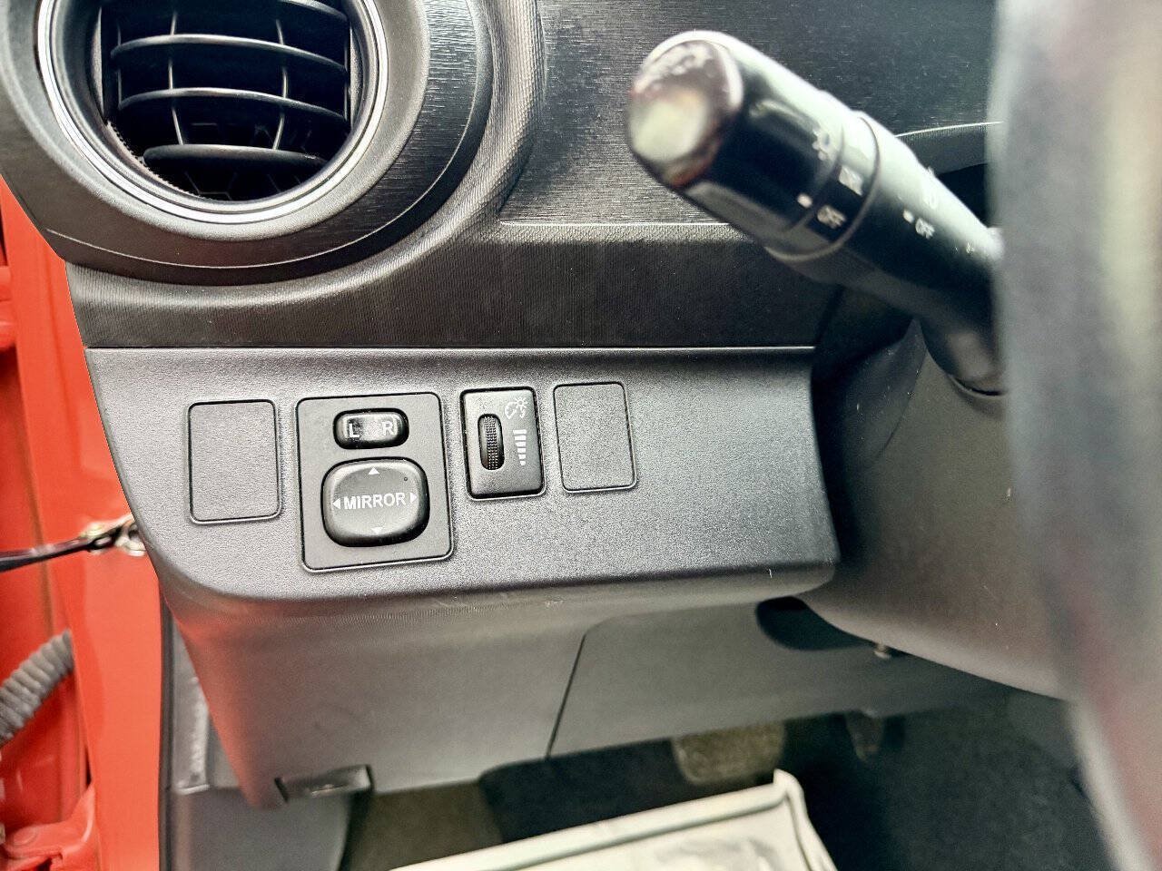 Used 2014 Toyota Prius C Four FWD image 36