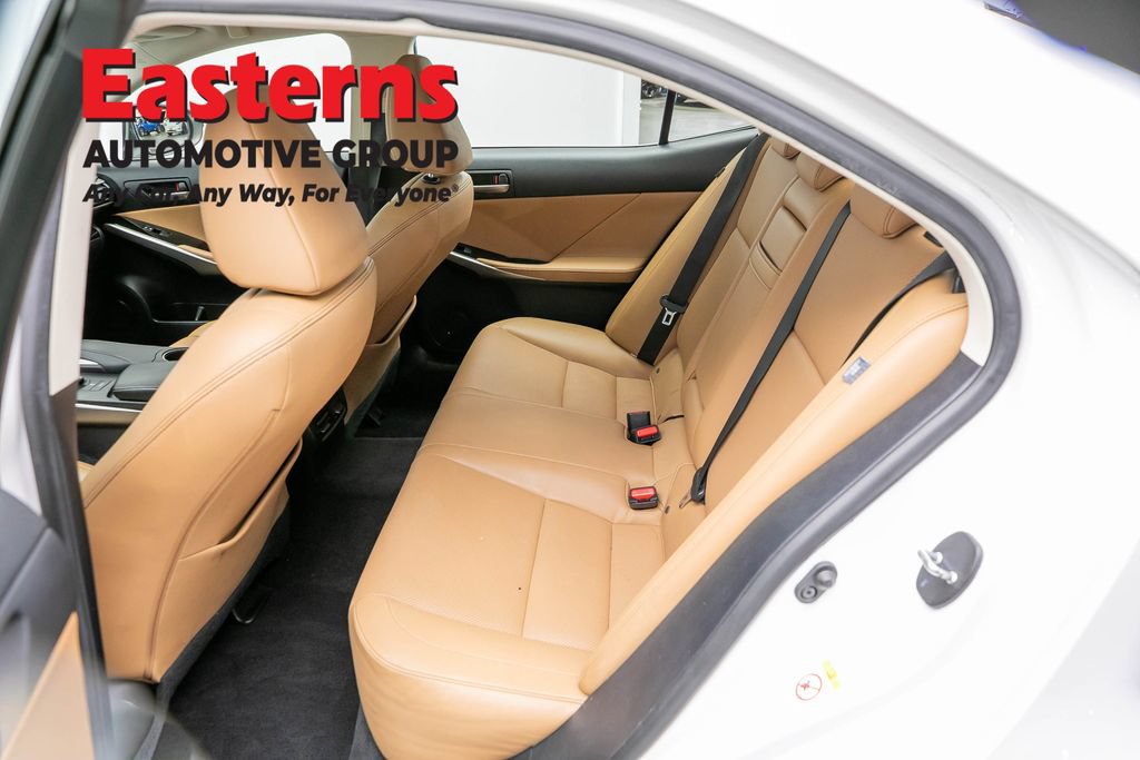 Used 2018 Lexus IS 300 AWD image 22