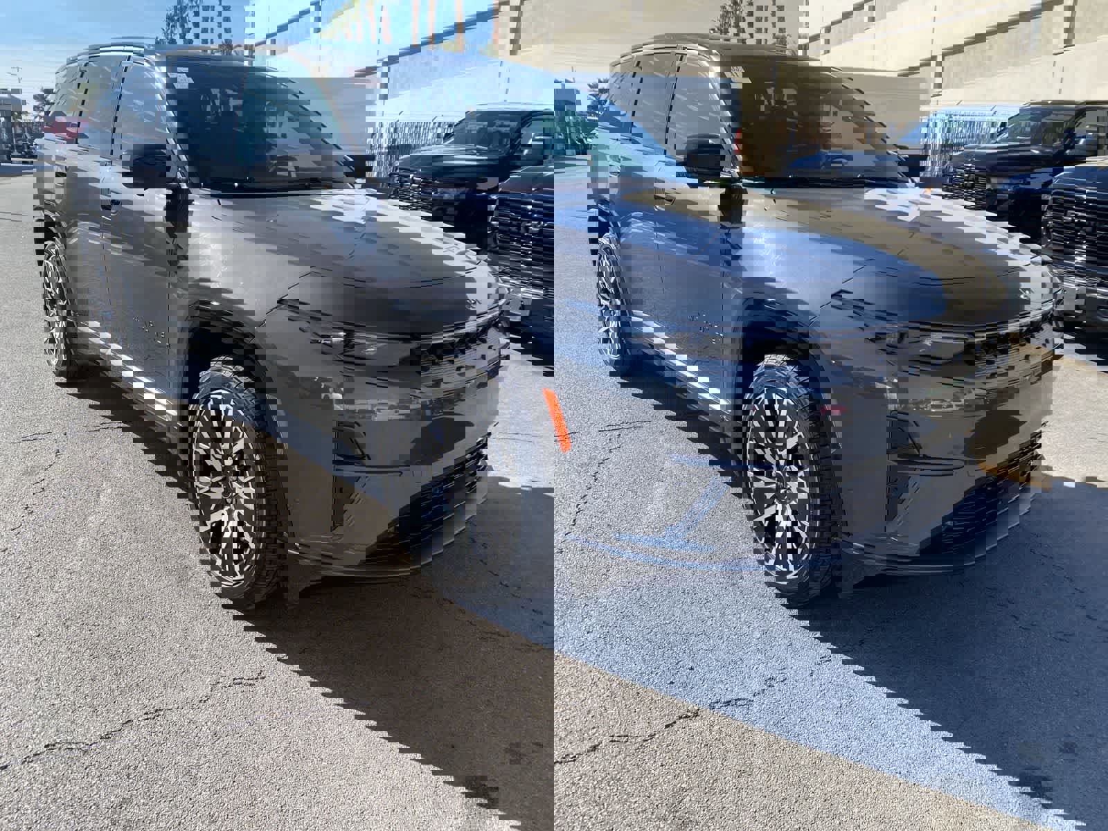 Used 2025 Jeep Wagoneer S Limited w/ Comfort Package image 3