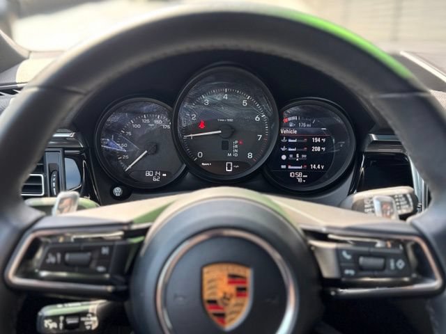 Certified 2026 Porsche Macan AWD/4WD image 21
