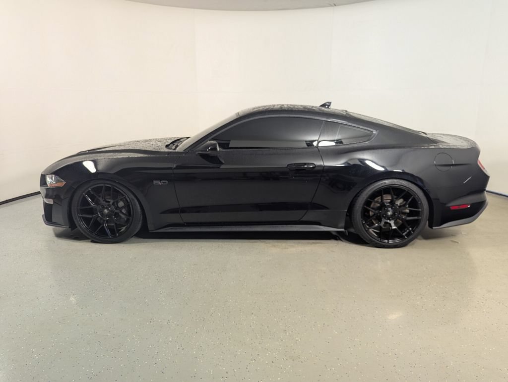 Used 2023 Ford Mustang GT RWD image 4