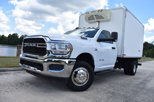 Used 2021 RAM 3500 Tradesman w/ Chrome Appearance Group RWD image 6