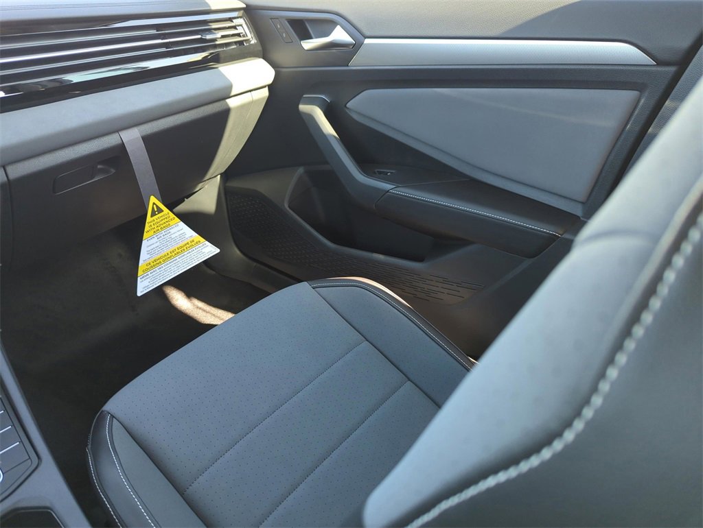 New 2026 Volkswagen Jetta SE image 22