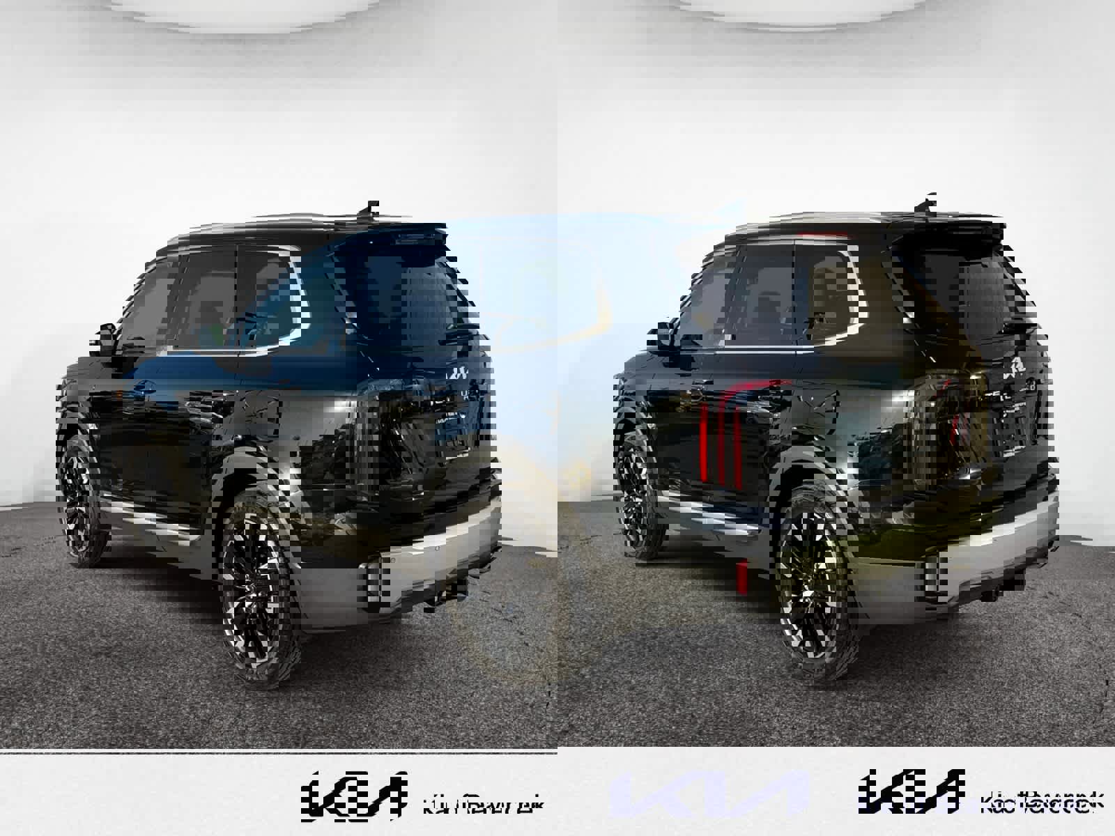 Certified 2024 Kia Telluride SX Prestige w/ Towing Package image 3