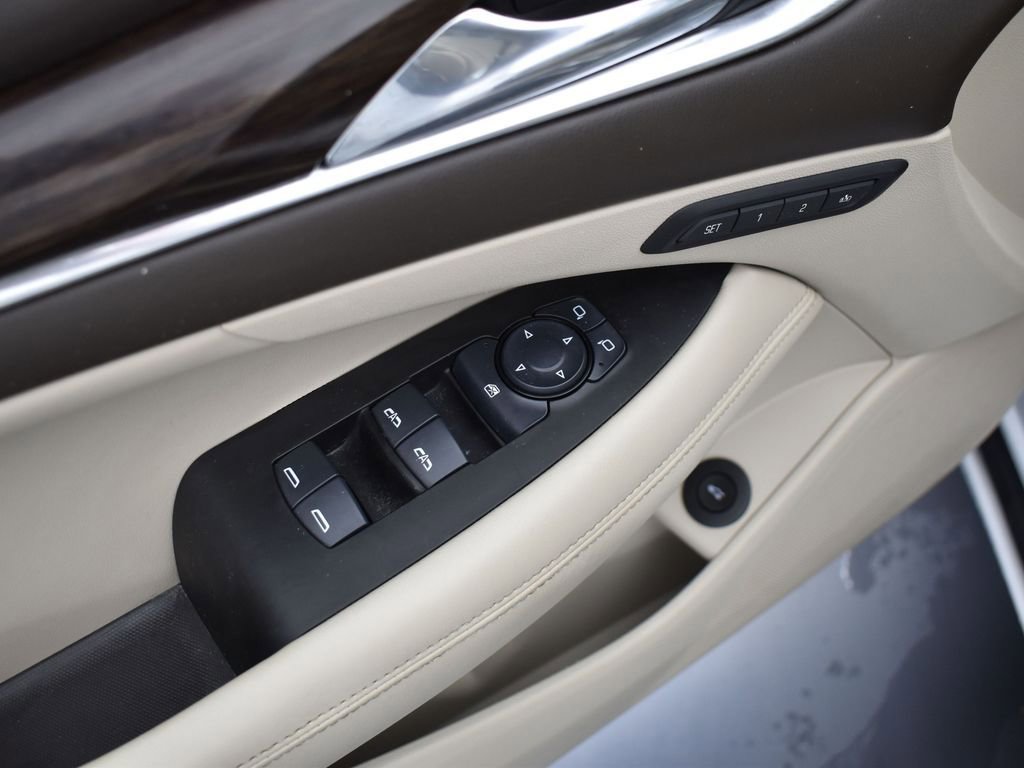Used 2017 Buick LaCrosse Essence image 10