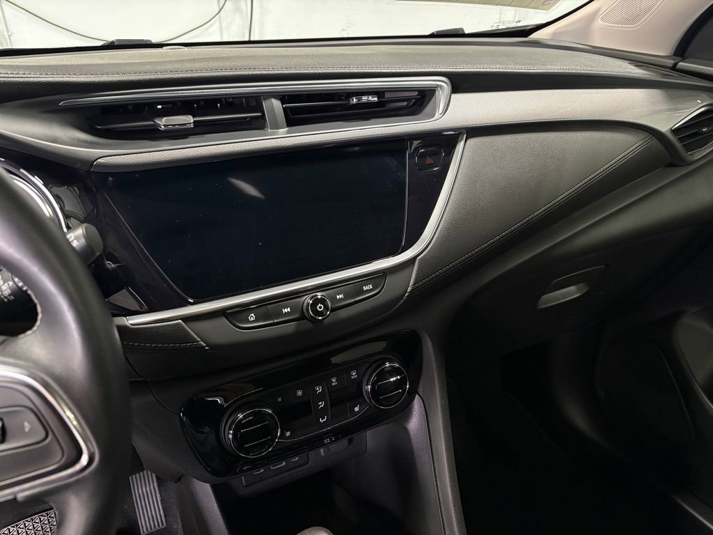Used 2020 Buick Encore GX Essence w/ Experience Buick Package image 24