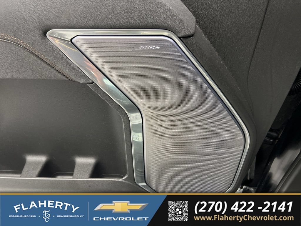 Used 2025 Chevrolet Silverado 1500 High Country AWD/4WD image 24