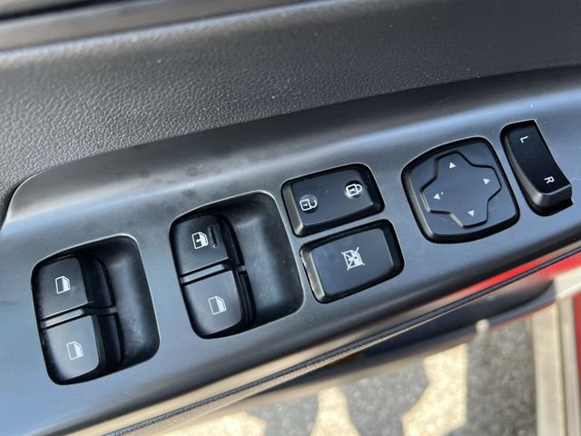 Used 2020 Hyundai Kona SE FWD image 29