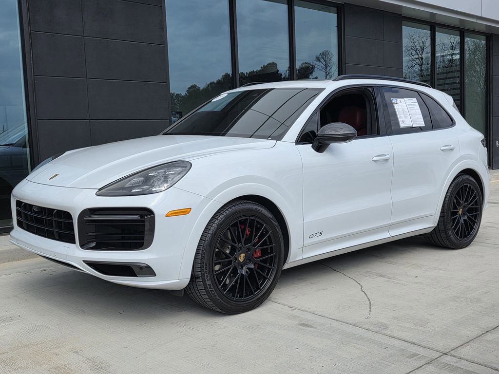 Used 2021 Porsche Cayenne GTS image 1
