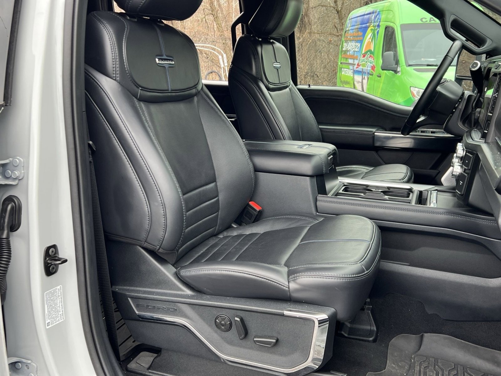 Used 2025 Ford F350 Platinum image 24