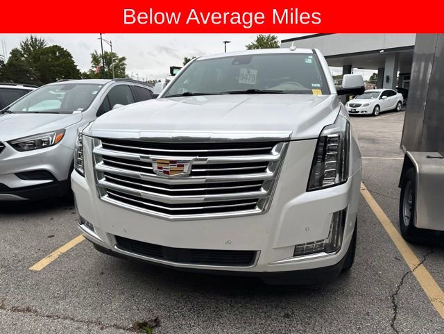 Used 2020 Cadillac Escalade Platinum AWD/4WD image 3