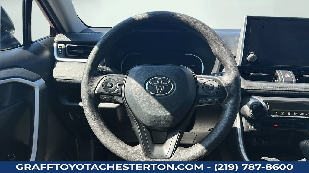 Used 2025 Toyota RAV4 LE FWD image 22