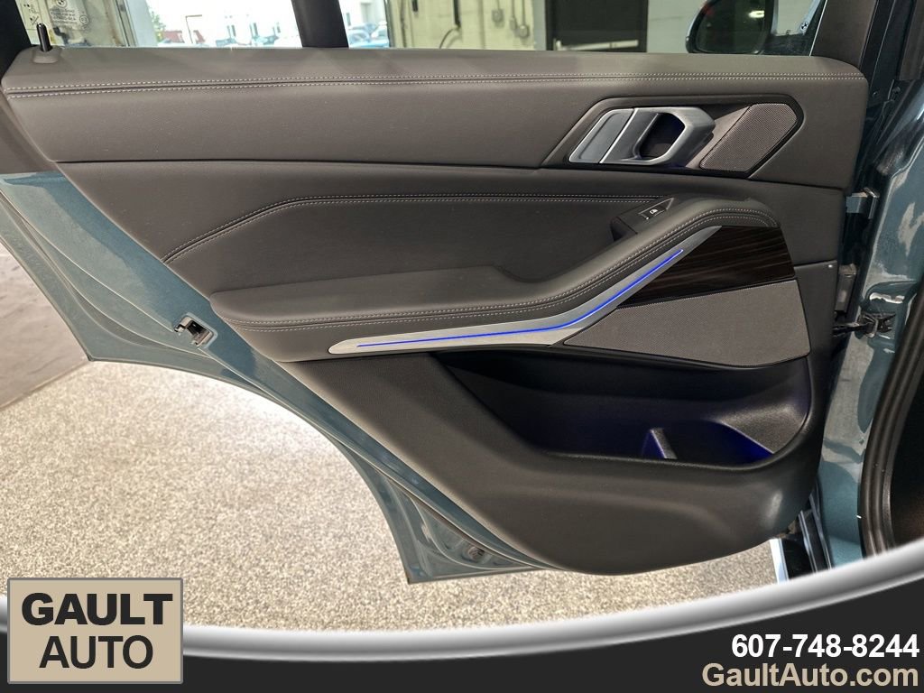 Certified 2024 BMW X5 xDrive40i w/ Premium Package image 14
