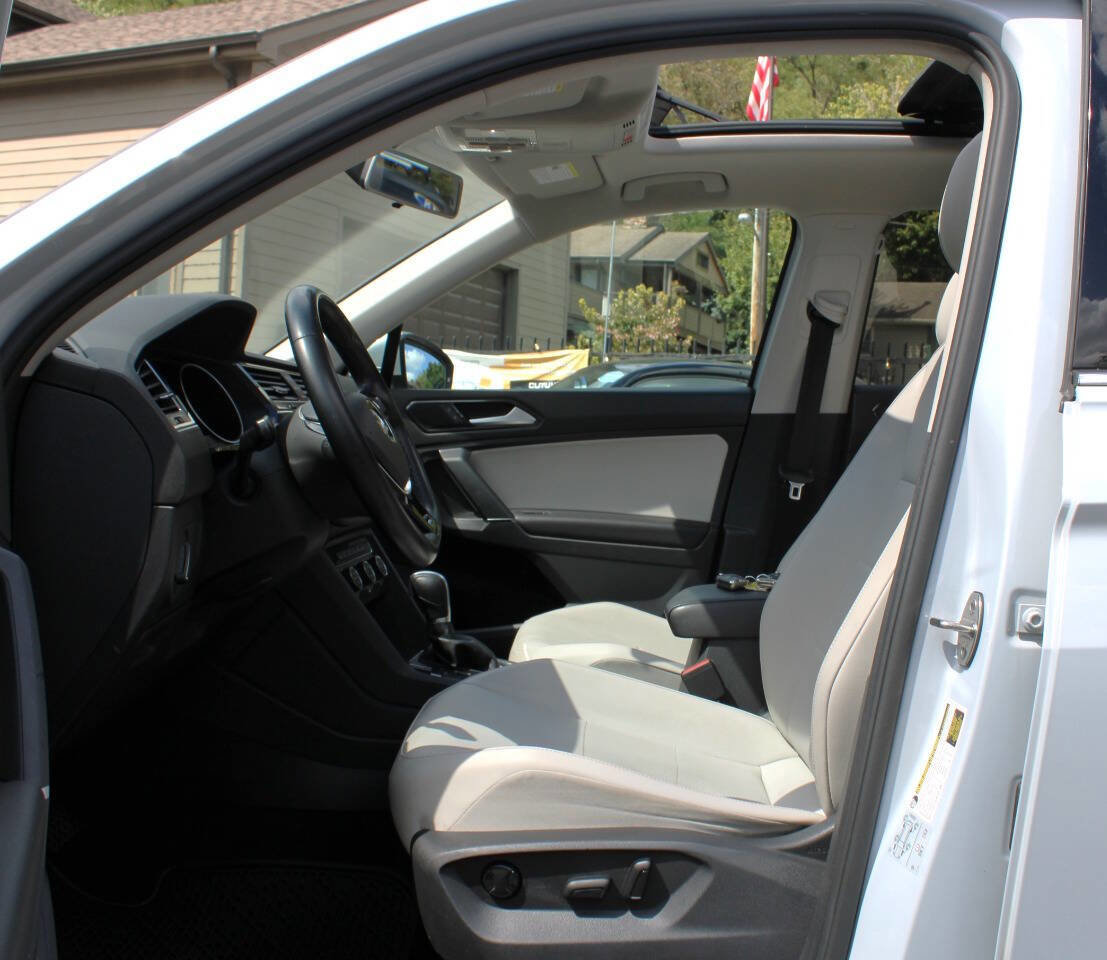Used 2018 Volkswagen Tiguan SE image 30