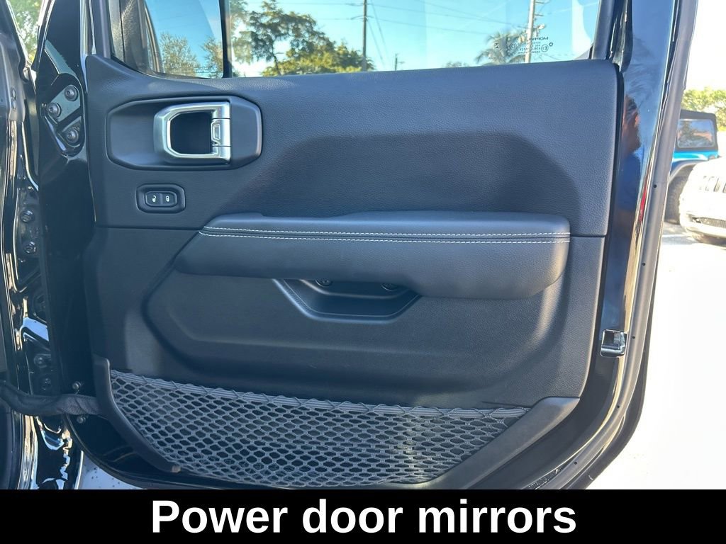 Certified 2022 Jeep Gladiator Overland w/ Popular Equipment Package image 27