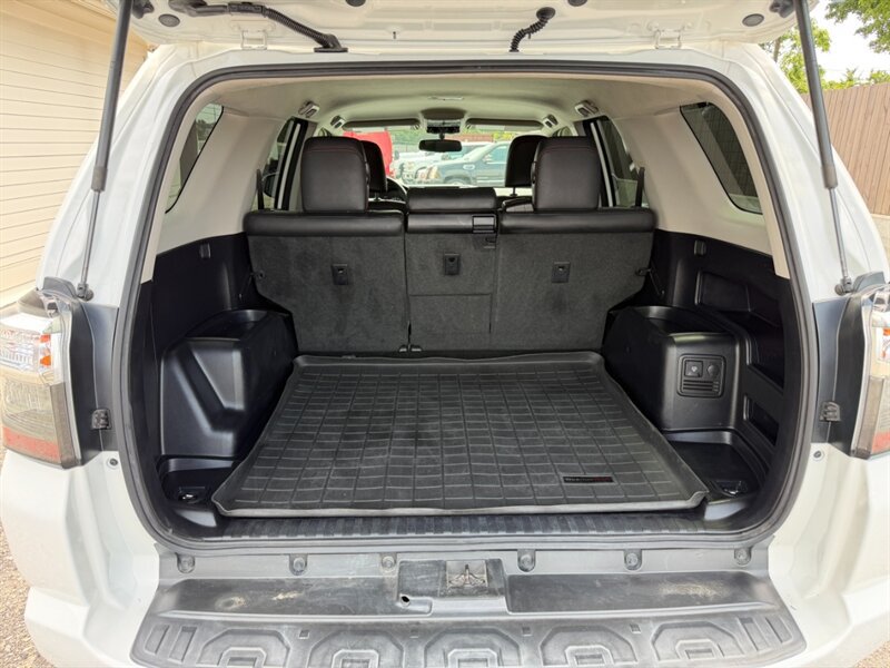Used 2019 Toyota 4Runner TRD Off-Road Premium AWD/4WD image 27